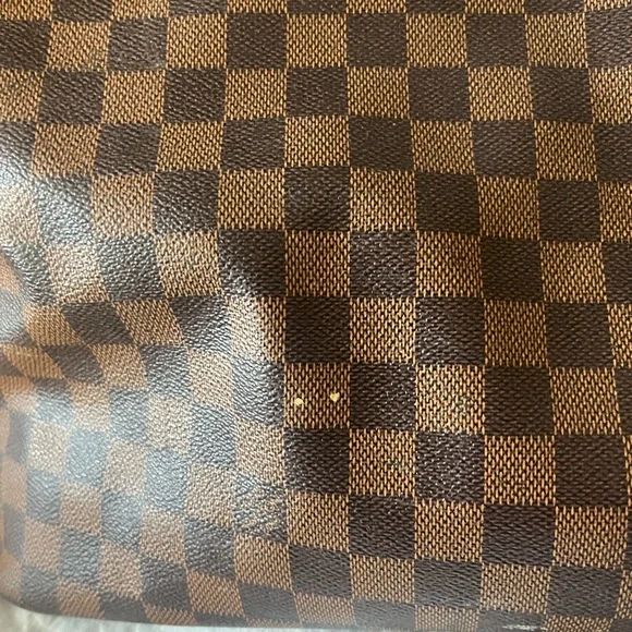 Authentic Louis Vuitton Neverfull GM - Picture 13 of 16